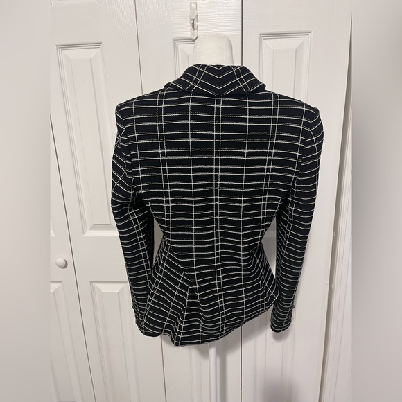 St. John Collection Windowpane Print Blazer Black/White Size 8 - Picture 3 of 3